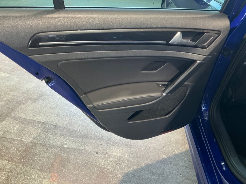 Volkswagen Golf VII 2.0 TSI R 4Motion BlueMotion Tech 2015 – снимка 26