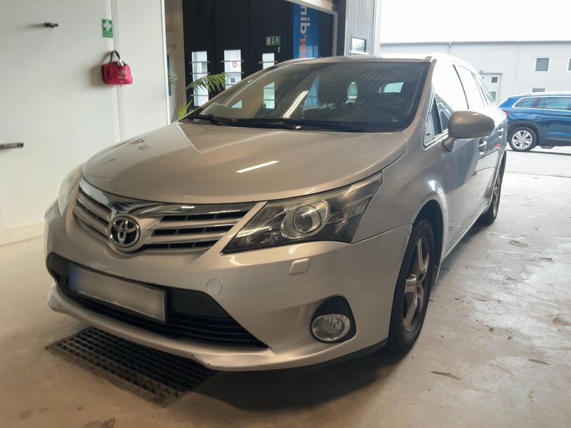 Avensis 1.8 Edition