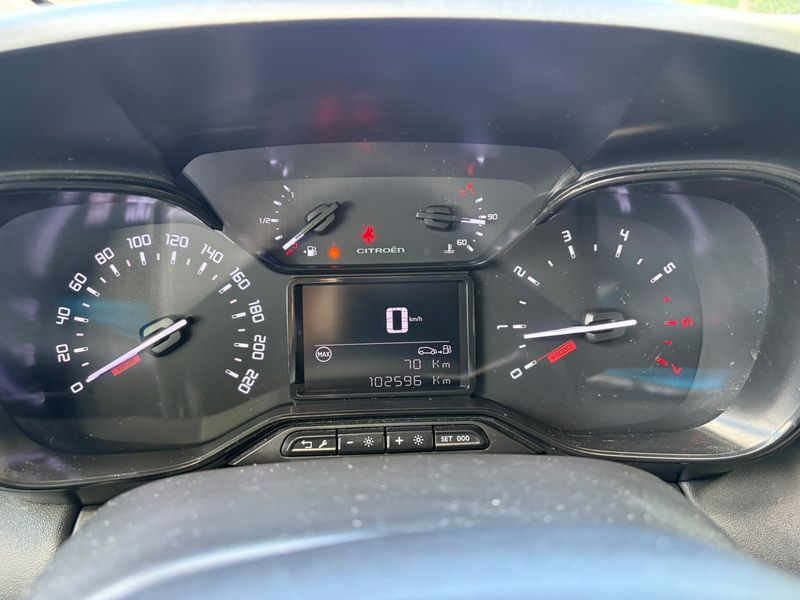 Citroen C3 Aircross 1.2 PureTech Feel Pack — zdjęcie 12
