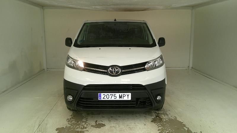 Toyota ProAce electric drive 100 kW Compact Combi GX — zdjęcie 7