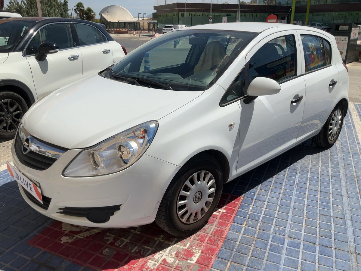 Opel Corsa 1.2 Essentia