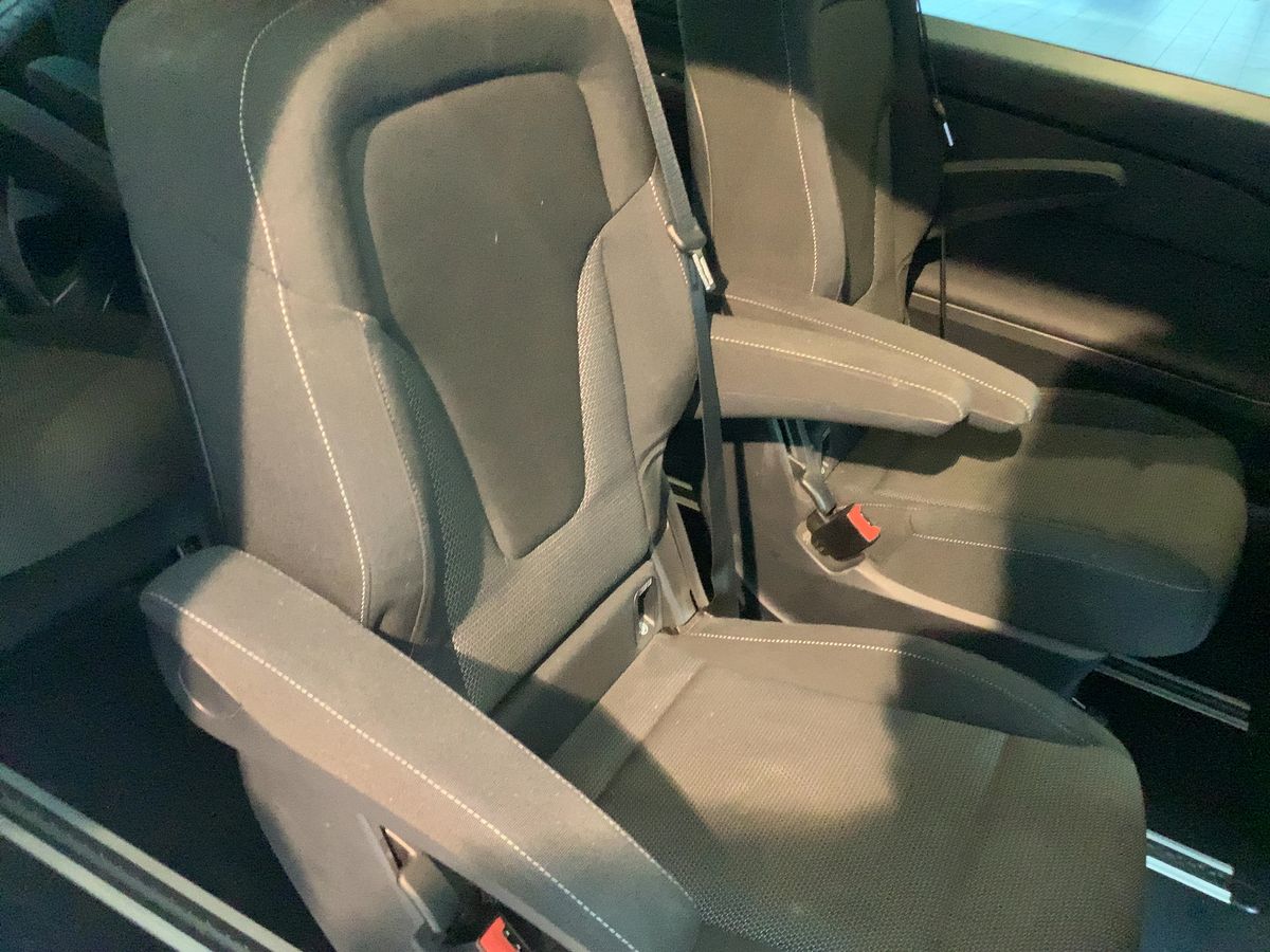 Mercedes-Benz V-Klasse 2016 — photo 21