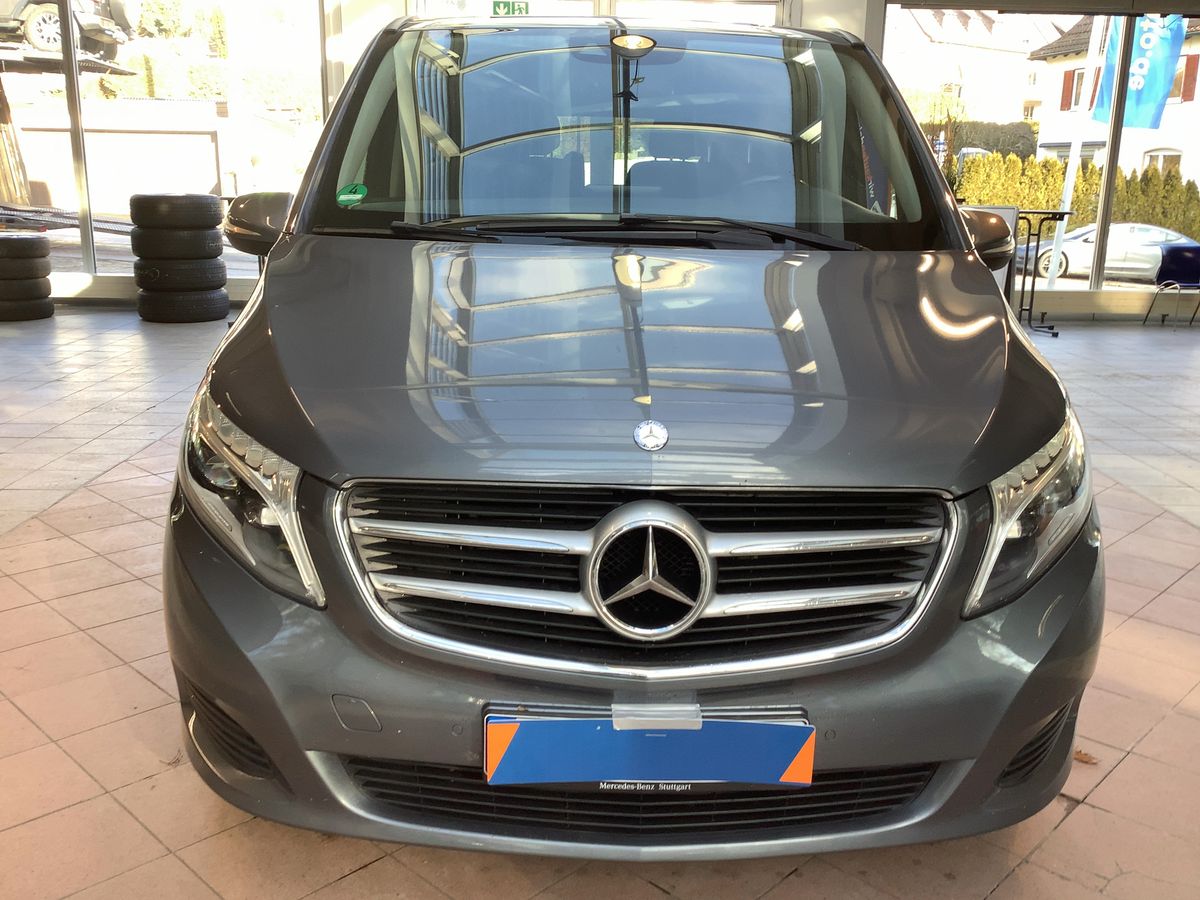 Mercedes-Benz V-Klasse 2016 — photo 15