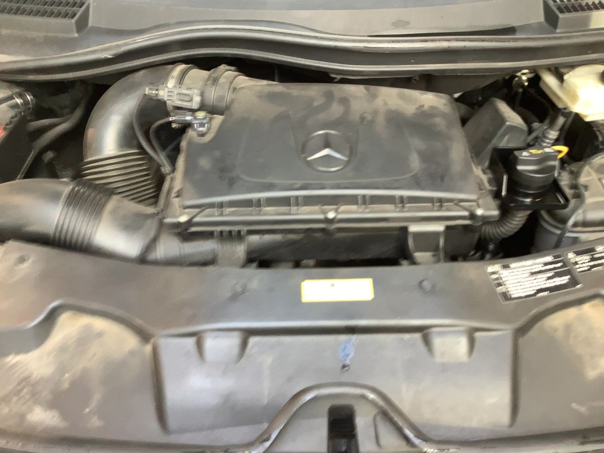 Mercedes-Benz V-Klasse 2016 — photo 24