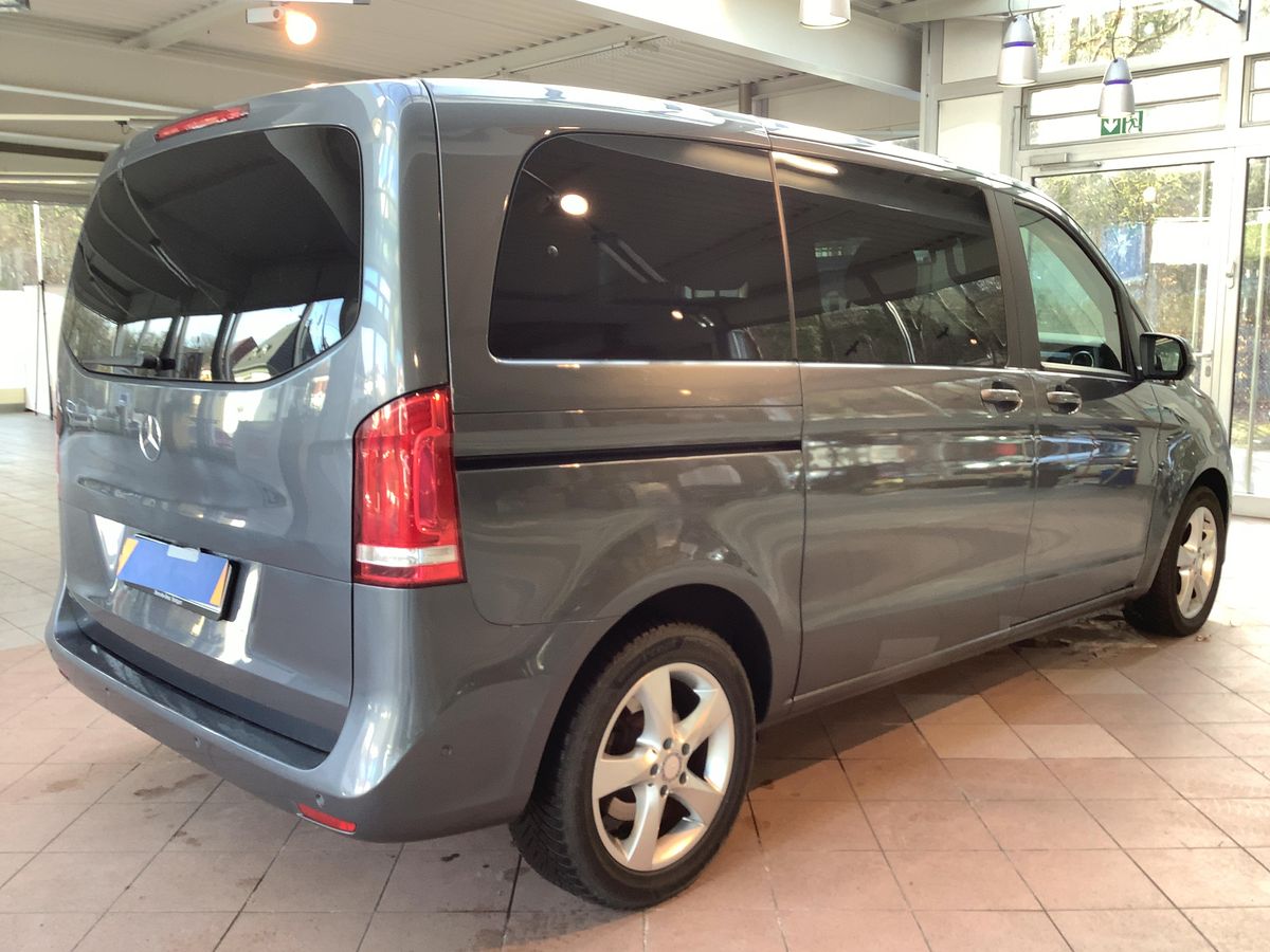 Mercedes-Benz V-Klasse 2016 — photo 9