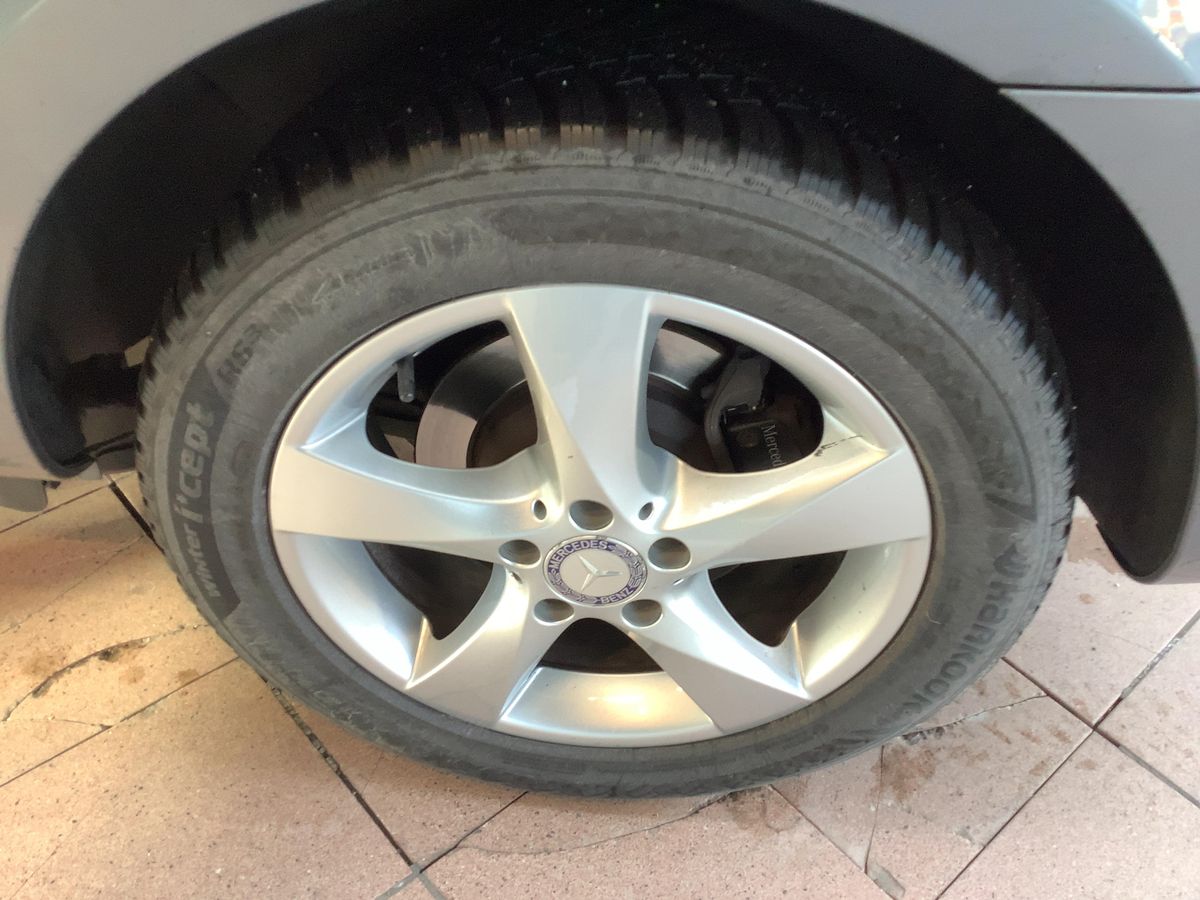 Mercedes-Benz V-Klasse 2016 — photo 6