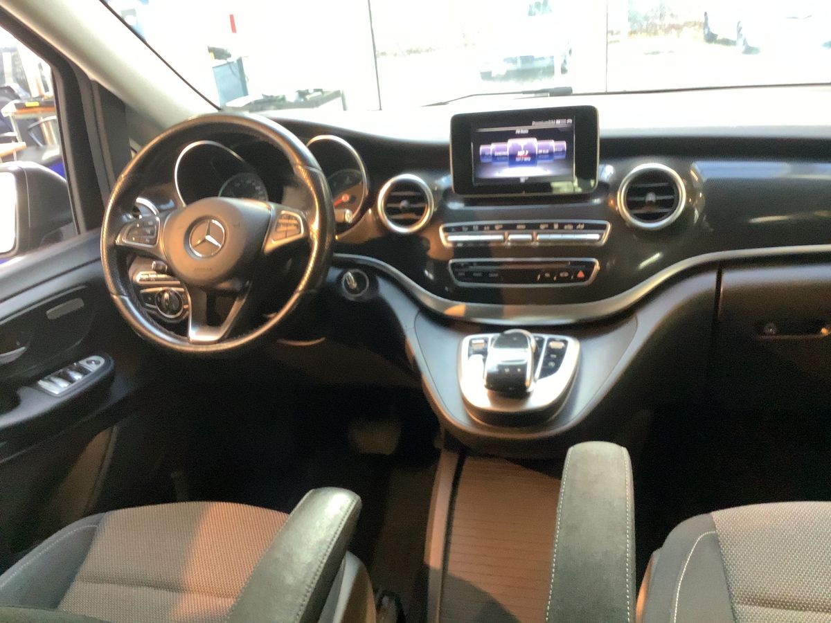 Mercedes-Benz V-Klasse 2016 — photo 19