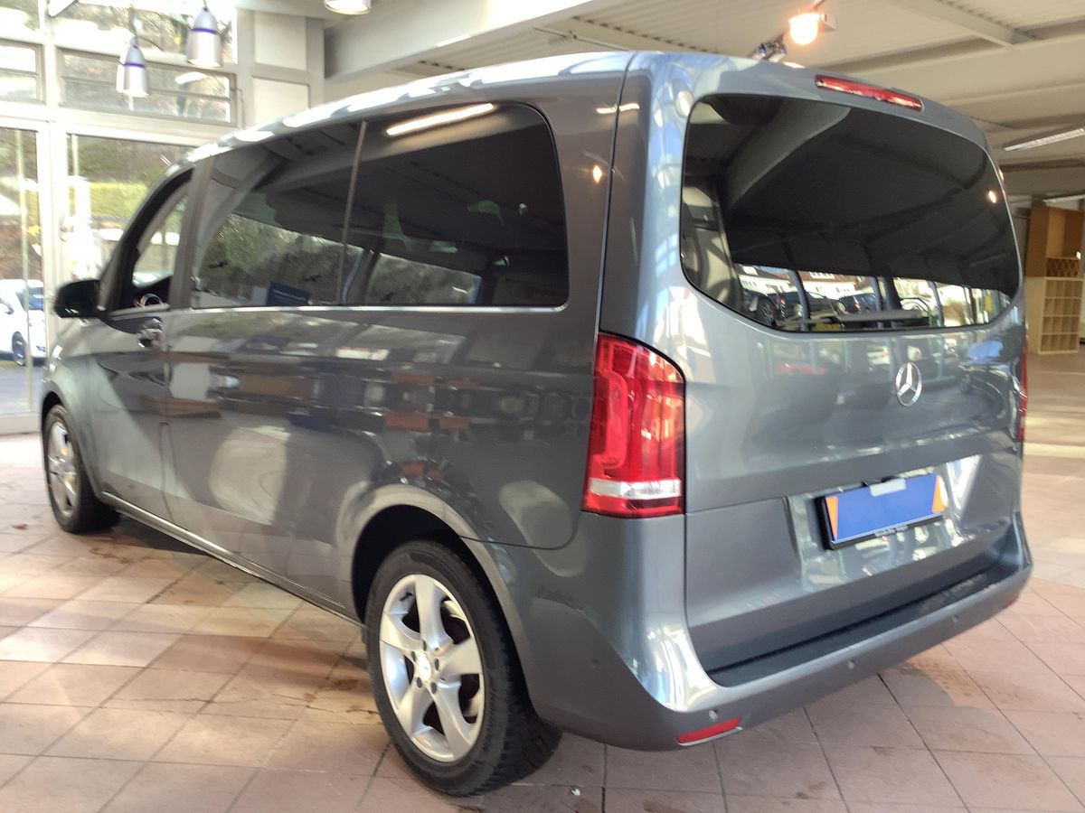 Mercedes-Benz V-Klasse 2016 — photo 7