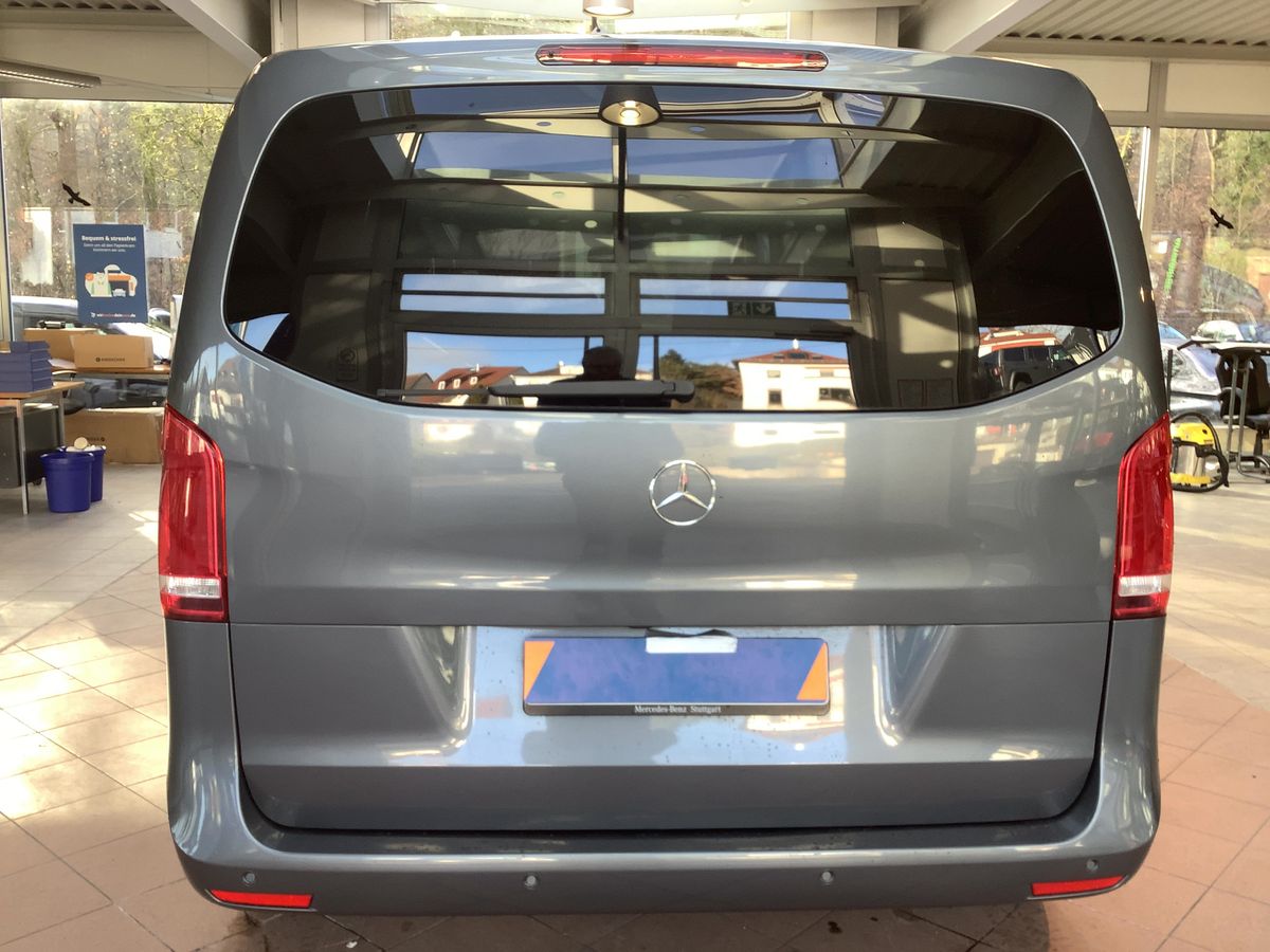 Mercedes-Benz V-Klasse 2016 — photo 8