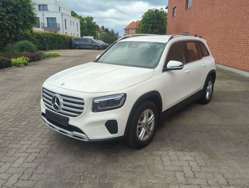 Mercedes-Benz GLB-Klasse GLB 220 Mild-Hybrid 4Matic — zdjęcie 2