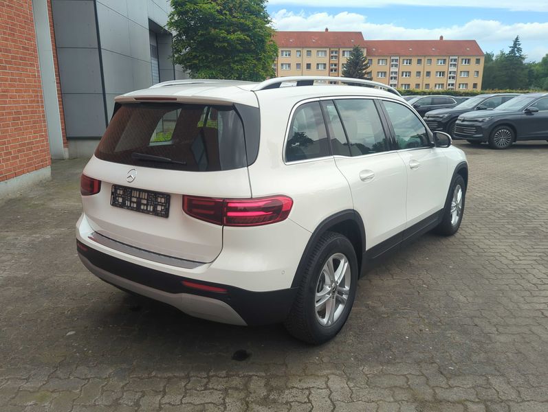 Mercedes-Benz GLB-Klasse GLB 220 Mild-Hybrid 4Matic — zdjęcie 5