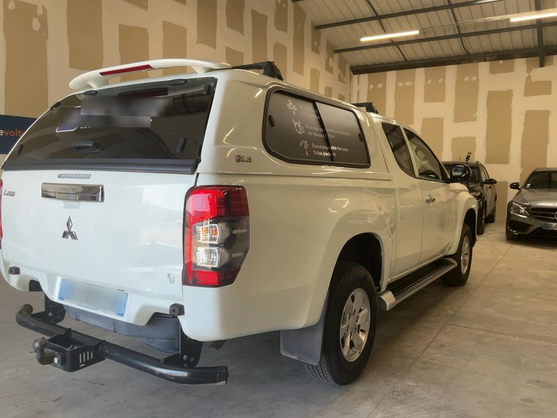 Mitsubishi L 200 2.2 DI-D Plus Club Cab 4WD — zdjęcie 6