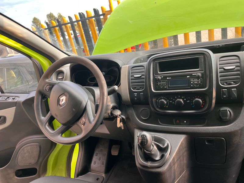 Renault Trafic 1.6 dCi L1H1 2,7t Komfort — zdjęcie 16