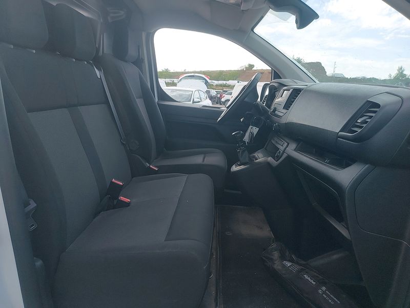 Peugeot Expert 1.5 Blue-HDi — zdjęcie 12