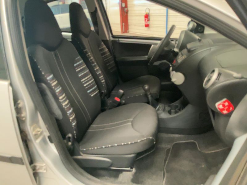 Citroen C1 1.0 Confort — zdjęcie 11