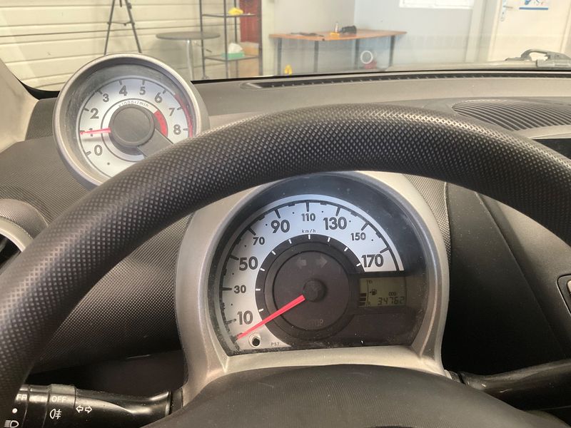 Citroen C1 1.0 Confort — zdjęcie 13