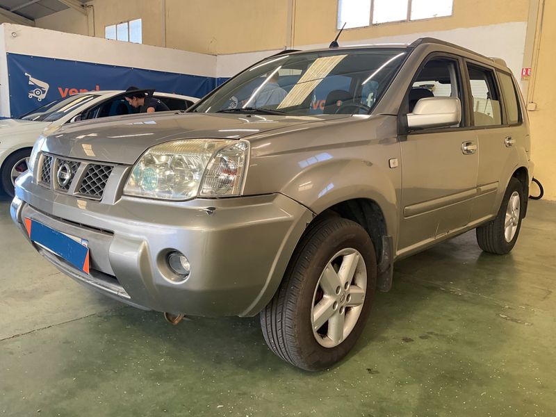 Nissan X-Trail 2.2 dCi Basis 4 WD — zdjęcie 1