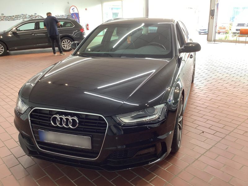 A4 1.8 TFSI S line Sportpaket plus