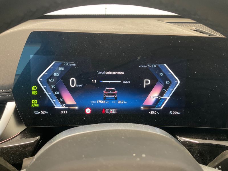 BMW iX1 eDrive 20 xLine — zdjęcie 13