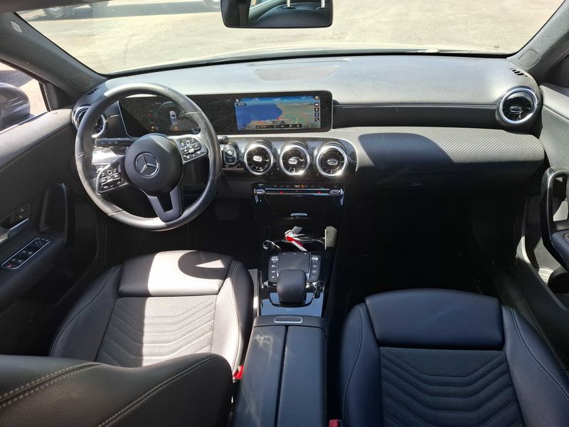 Mercedes-Benz A-Klasse A 180 d — zdjęcie 11