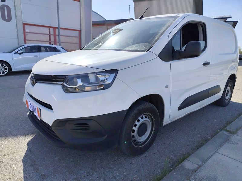 ProAce City 1.5 D-4D Combi L1 GX