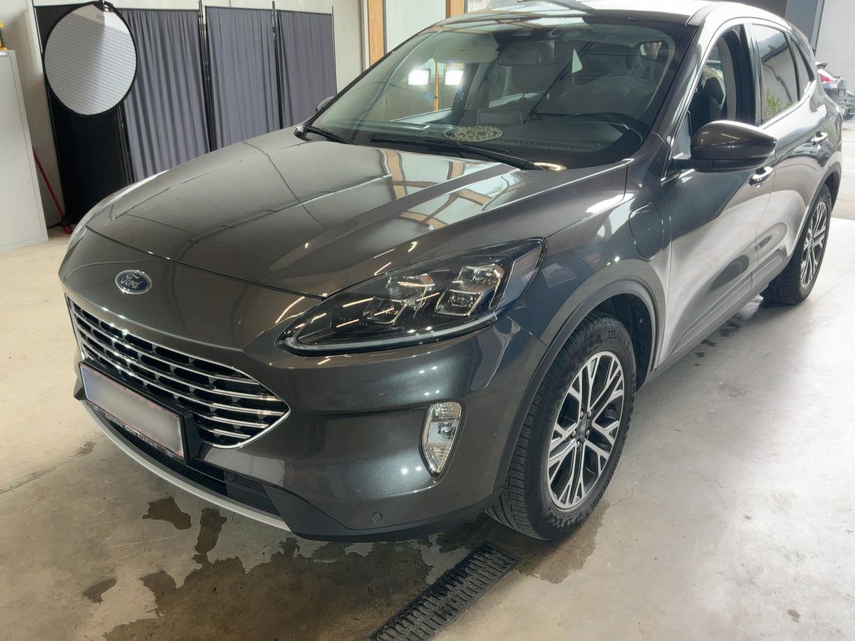 Ford Kuga 2021 — photo 1