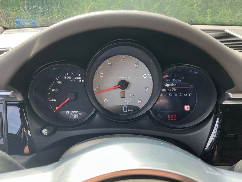 Porsche Macan S — zdjęcie 13