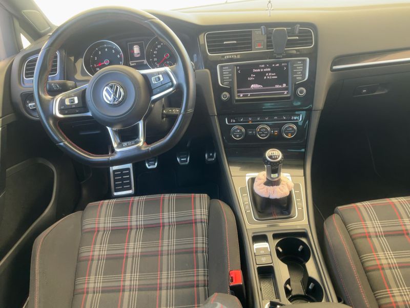 Volkswagen Golf VII 2.0 TSI GTI BlueMotion Tech — zdjęcie 12