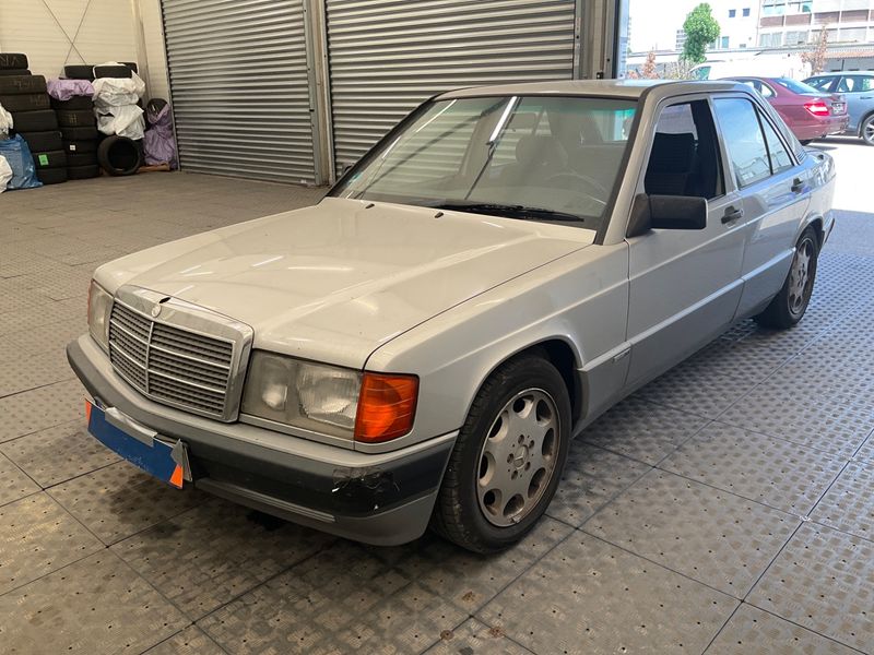 Mercedes-Benz 190/190 E 1.8 E