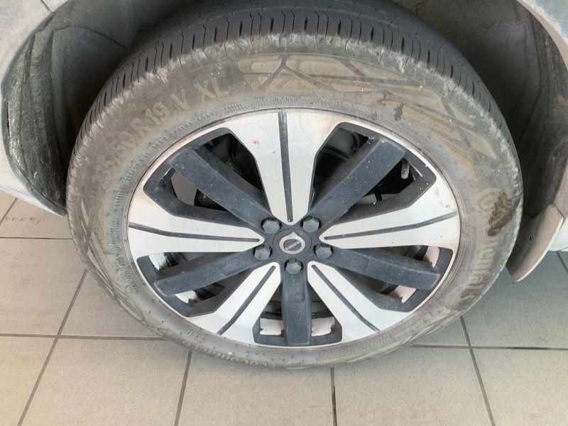 Volvo XC40 1.5 T4 Recharge Plug-in Hybrid Ultimate Bright 2WD 2022 – снимка 9