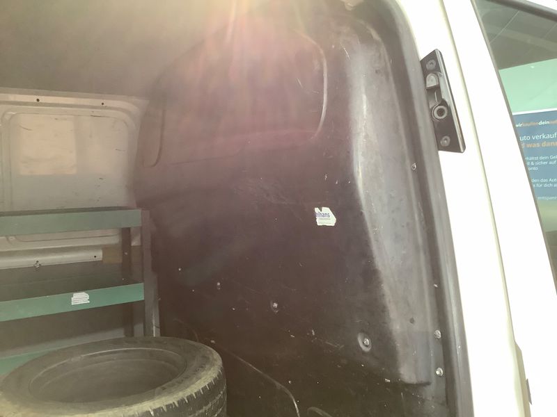 Volkswagen T5 Transporter 2.0 TDI Kasten lang 2012 – снимка 36