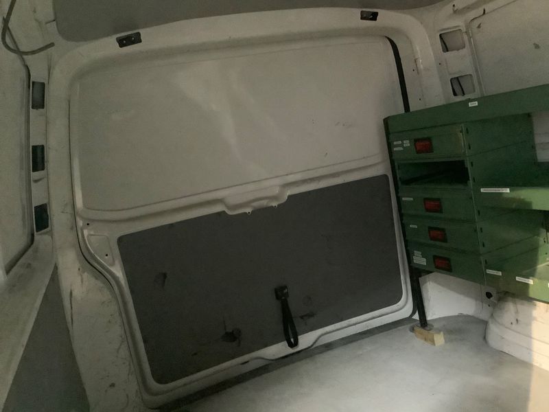 Volkswagen T5 Transporter 2.0 TDI Kasten lang 2012 – снимка 44