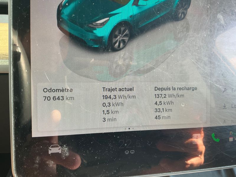 Tesla Model Y Standard Range — zdjęcie 13