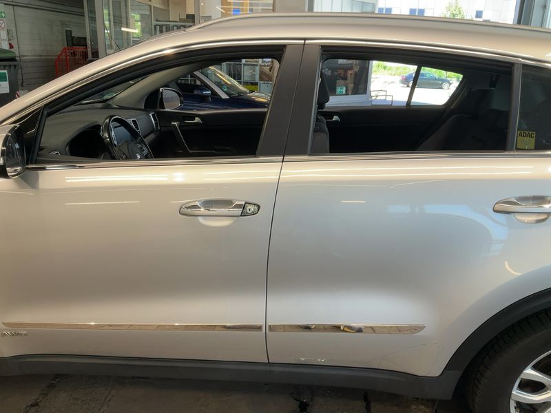 Kia Sportage 1.6 TGDI Vision 4WD — zdjęcie 4