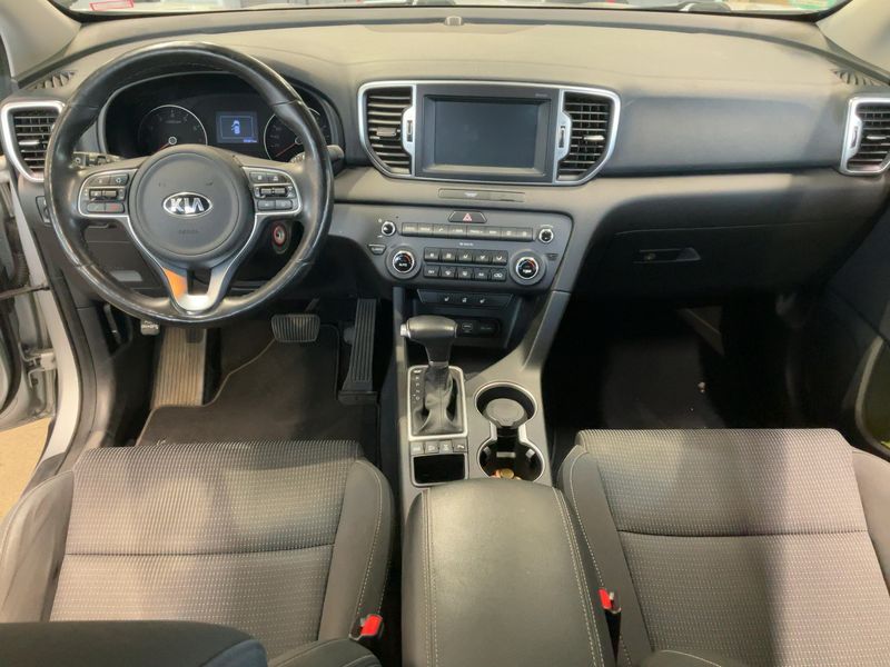 Kia Sportage 1.6 TGDI Vision 4WD — zdjęcie 12