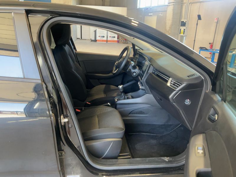 Renault Clio 1.0 TCe LPG Zen — zdjęcie 11