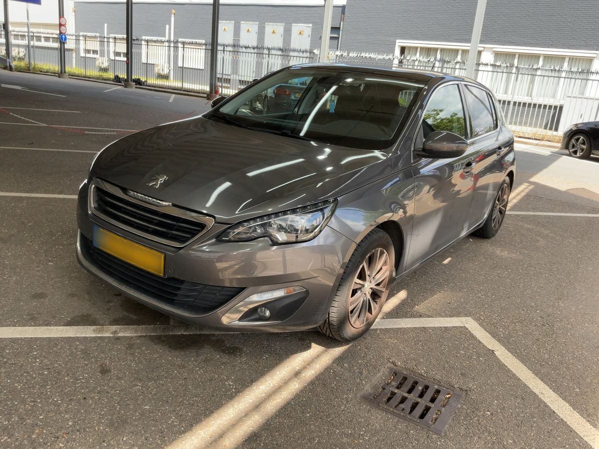 Peugeot 308 2016