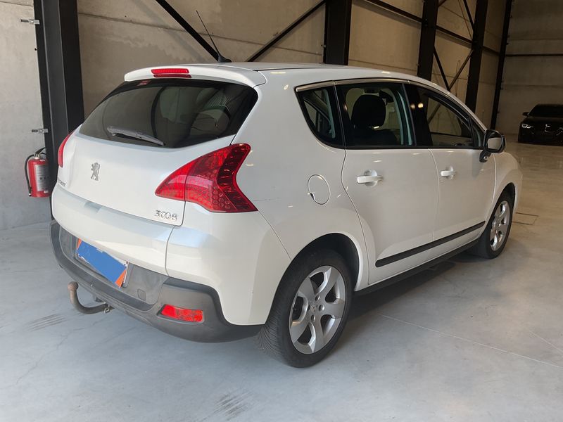 Peugeot 3008 1.6 HDi Active — zdjęcie 2