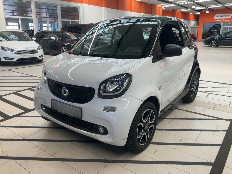 Smart fortwo 0.9 Turbo Basis passion 2019 – снимка 1