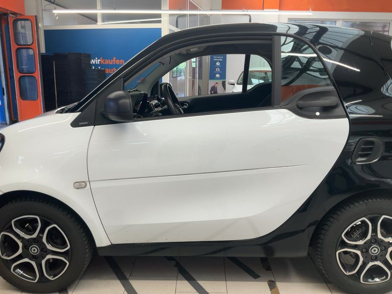 Smart fortwo 0.9 Turbo Basis passion 2019 – снимка 4
