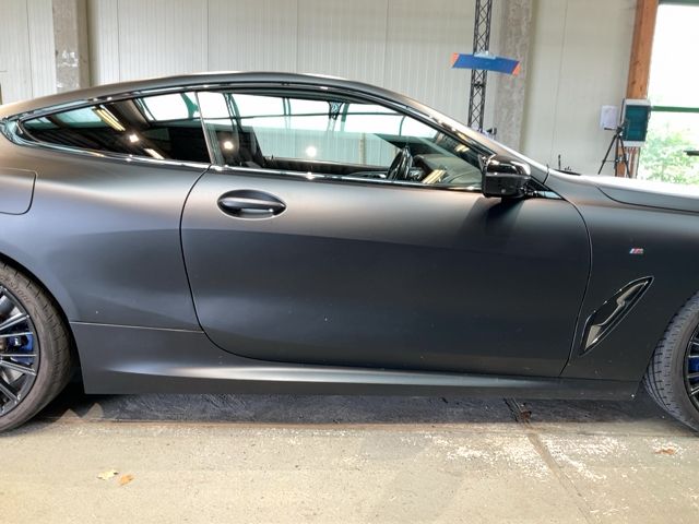 BMW 8er M850i xDrive — zdjęcie 7
