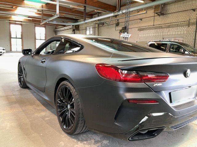 BMW 8er M850i xDrive — zdjęcie 3