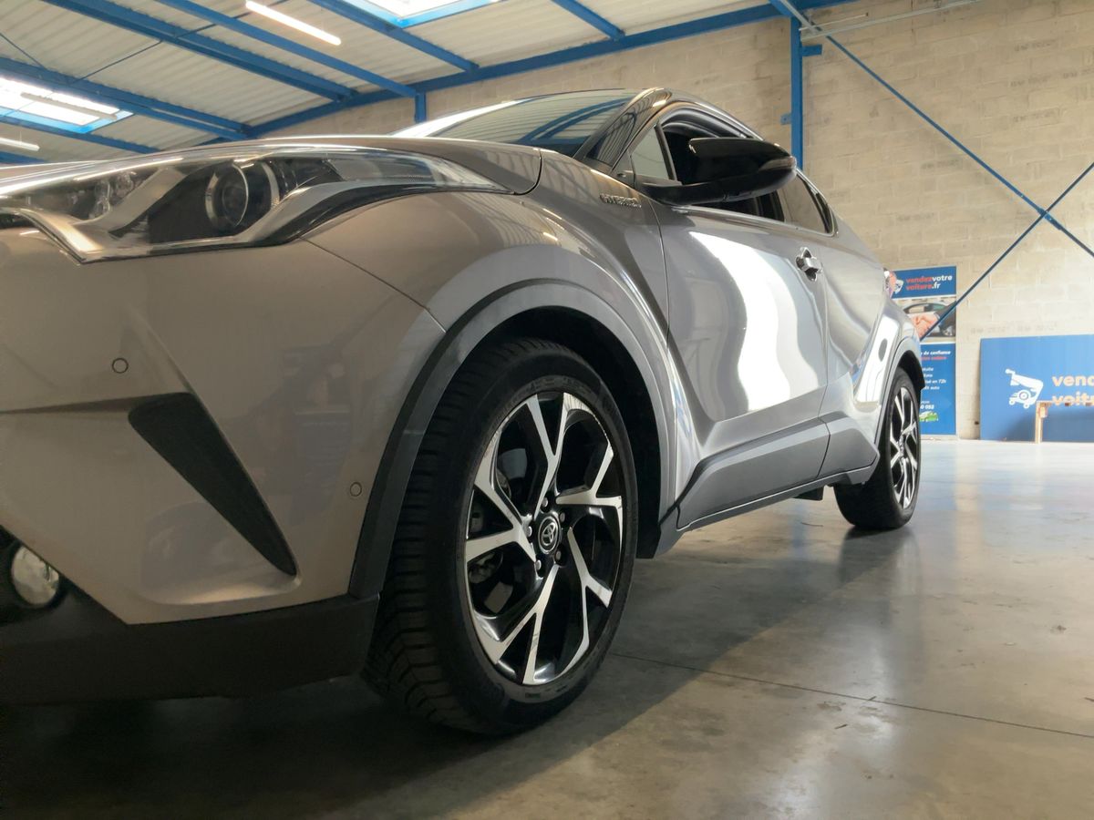 Toyota C-HR d'occasion