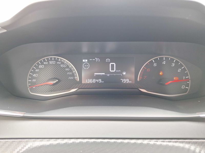 Peugeot 208 1.5 Blue-HDi Premium 2021 – снимка 12