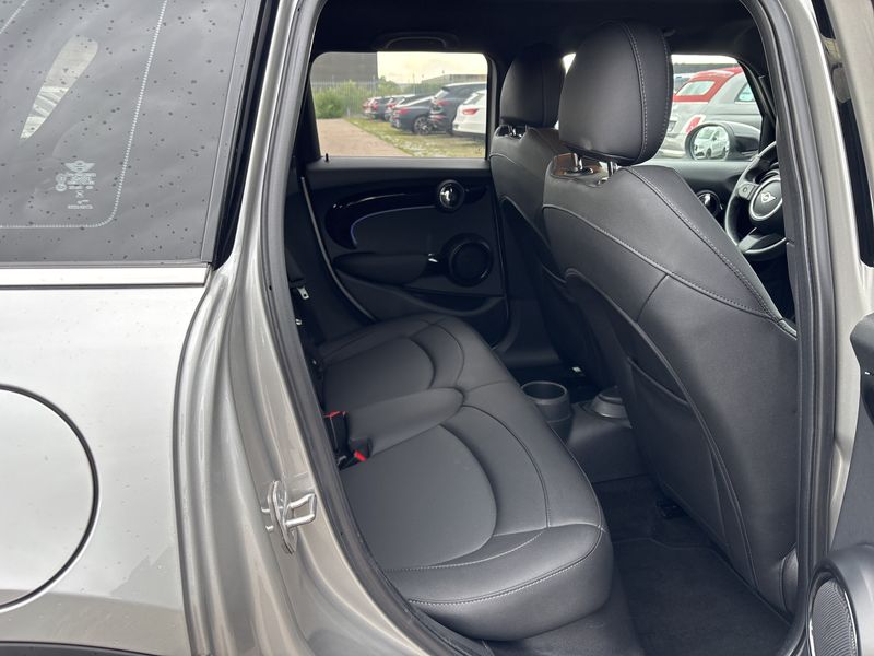 MINI Cooper Classic Trim — zdjęcie 14