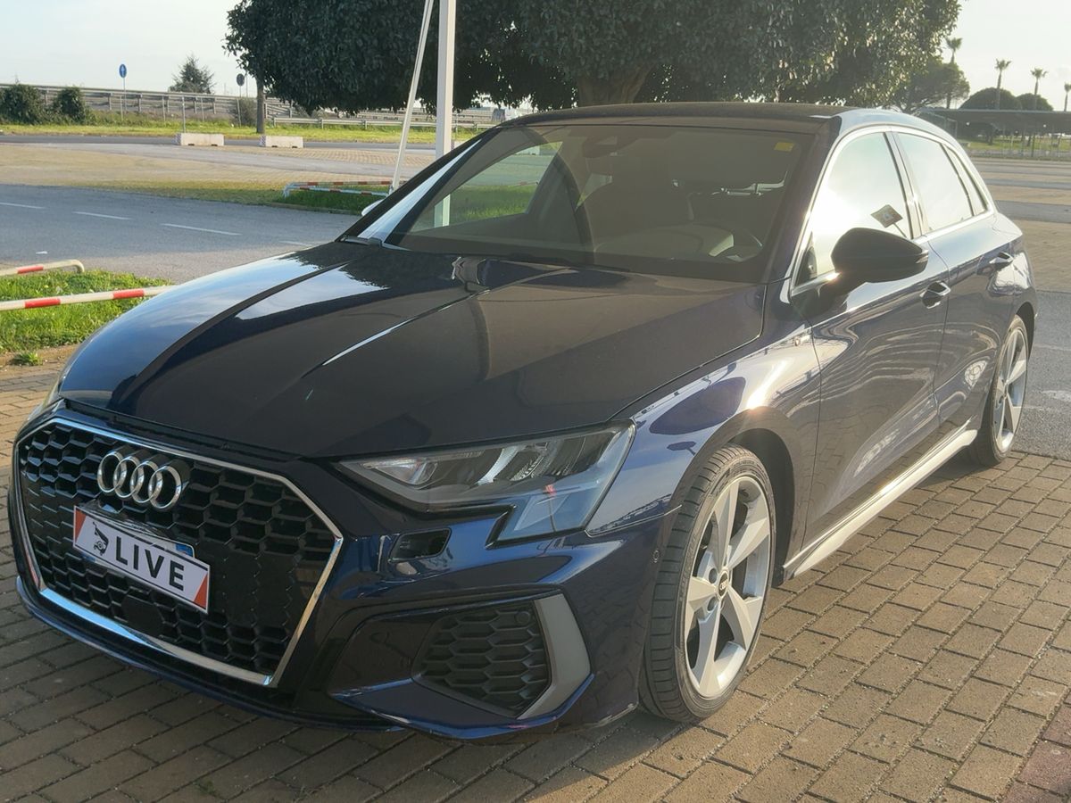 Audi A3 2021 — photo 1