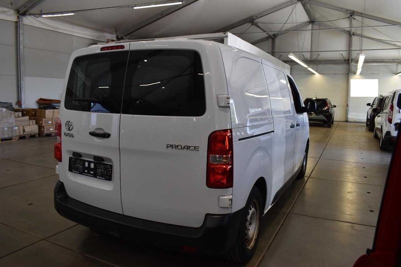 Toyota ProAce 1.5 D-4D L1 Kasten Meister — zdjęcie 2