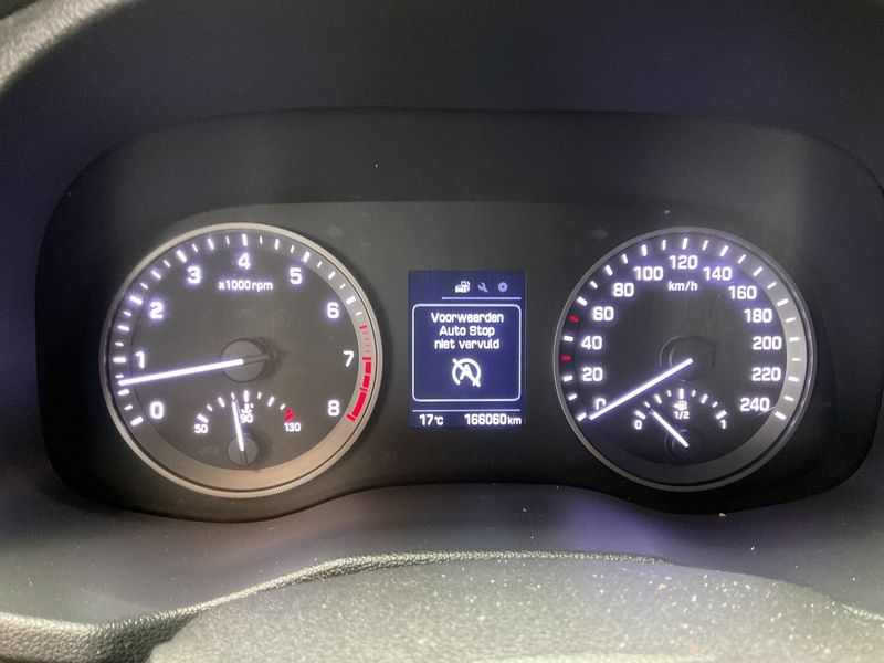 Hyundai Tucson 1.6 Comfort 2WD — zdjęcie 13
