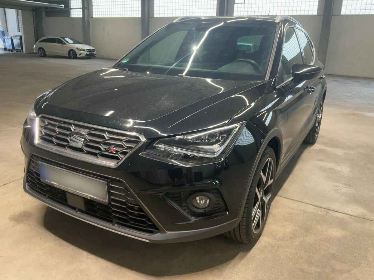 Seat Arona 2019 — photo 1
