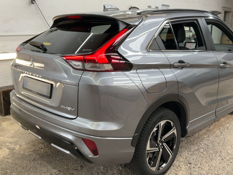 Mitsubishi Eclipse Cross 2.4 Plug-in Hybrid Top 4WD — zdjęcie 6